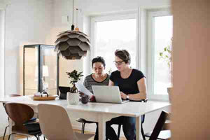 Why you should get (and keep) a no-annual-fee credit card