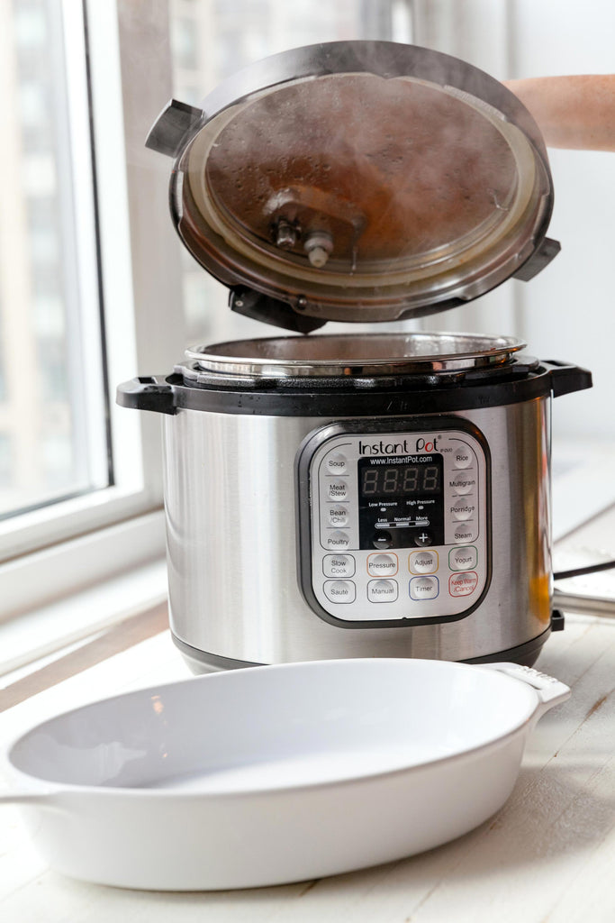 What is the Difference Between a Slow Cooker and an Instant Pot?