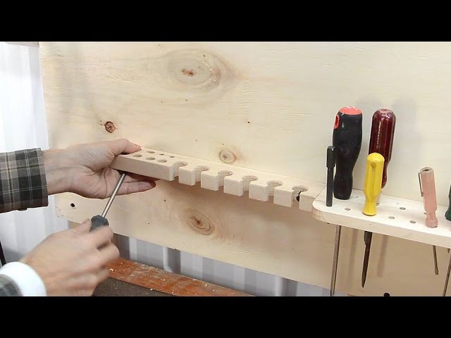 Making wall tool holders by Matthias Wandel (6 years ago)