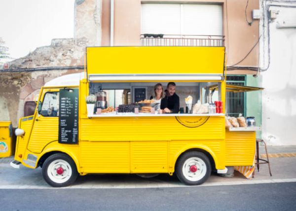 500+ Head-Turning Food Truck Name Ideas (2022 Update)