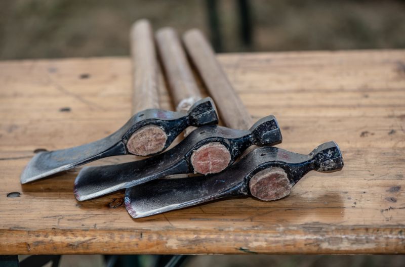 How to Use an Axe |  Bushcraft Axe Skills
