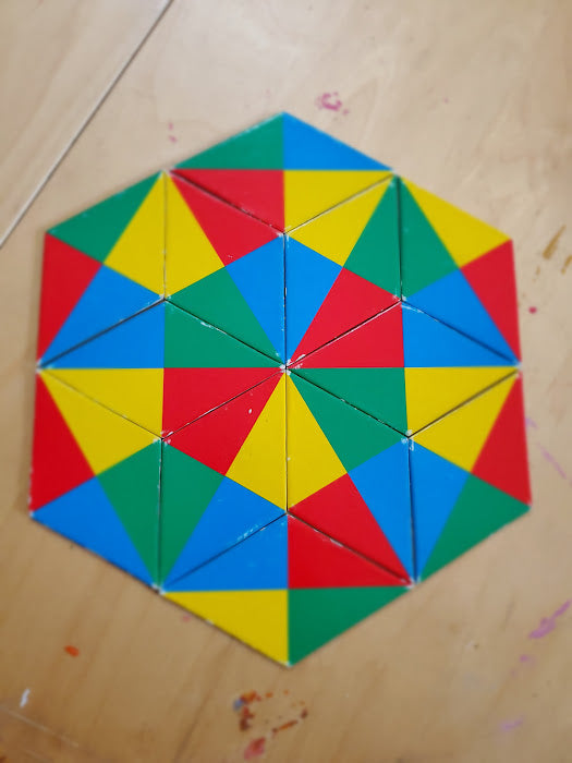 Puzzle Games That Teenagers Like: Izzi