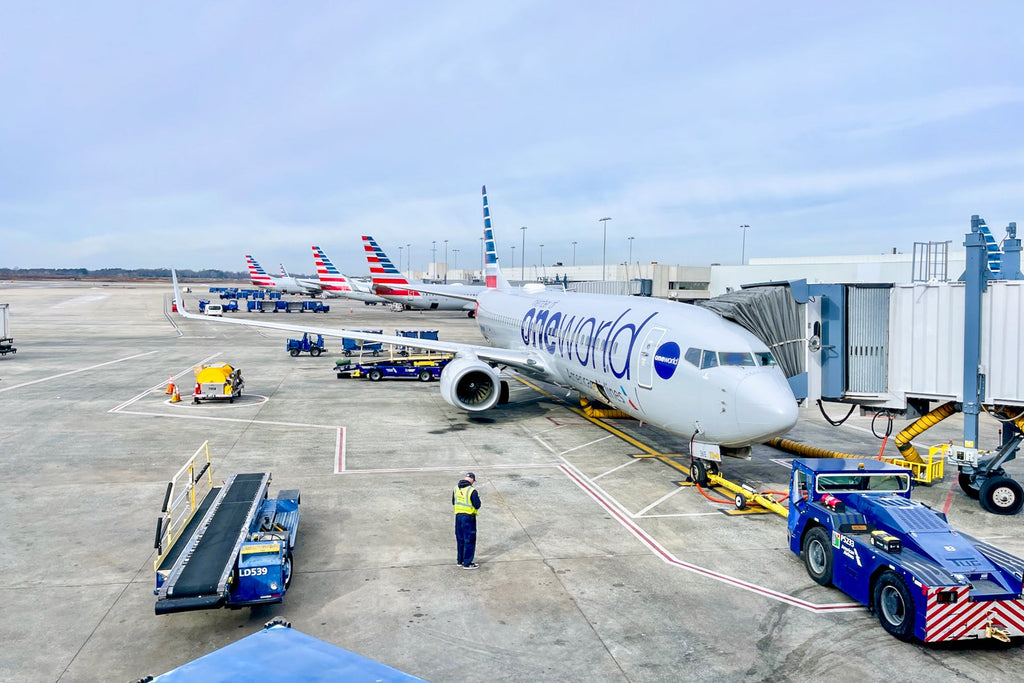 Earn bonus miles on Valentine’s Day flower and gift purchases with American, Alaska and United portal bonuses