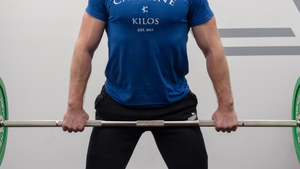 Build Beefy Traps and Shoulders With the Upright Row