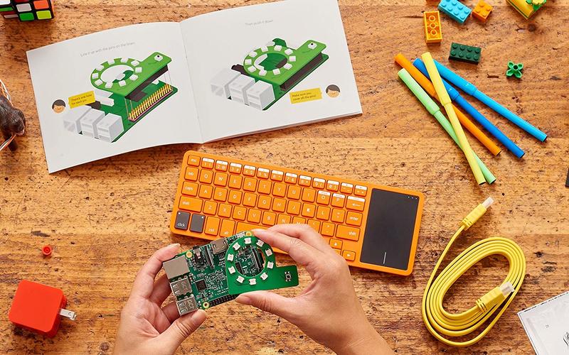 Learn about circuity with the Best Electronic Kits for Kids and Beginners