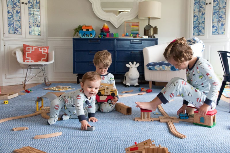 Screen-Free Indoor Activities for Kids: Keeping Kids Busy During Long Winters